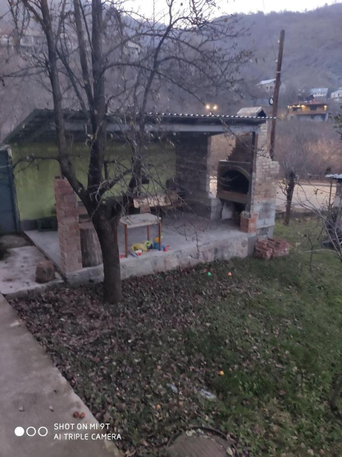 Apartmán Artyomi Toon Dilidžan Exteriér fotografie